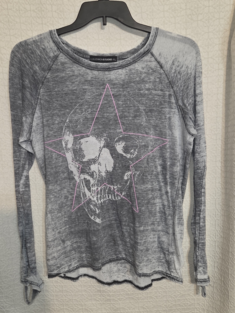 LulusiMonStudio Gray Skull Star Long Sleeve Top